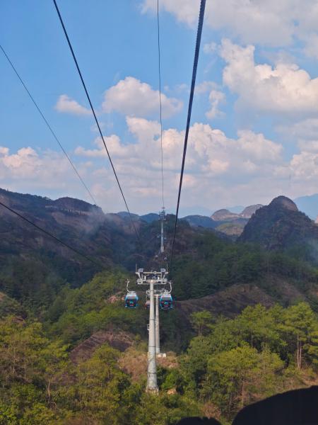 云间览山